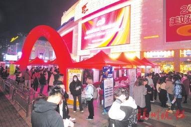 洛阳头条夜市爆料新闻报道,揭秘夜市美食与文化盛宴  第3张